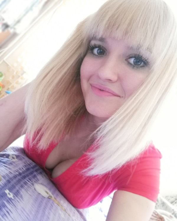 Girl twitch streamer13